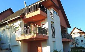 Roselio Sky Residence